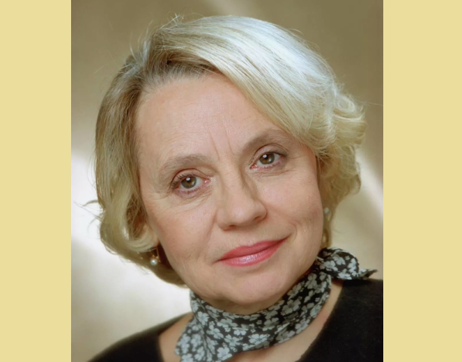    Валерия Прокоп, народная артистка России и мама Сергея.