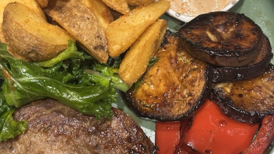 Что едят веганы: 8 идей вкусных завтраков, обедов и ужинов на каждый день, в пост и не только