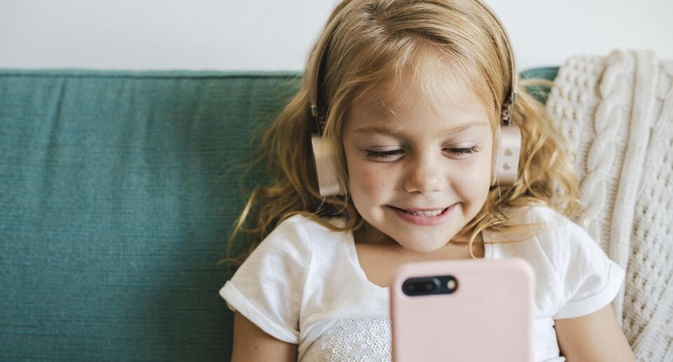    создано ИИ Stable Diffusion / Пресс-служба НИКИ детства