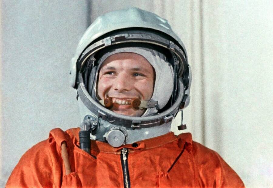 Юрий Гагарин 