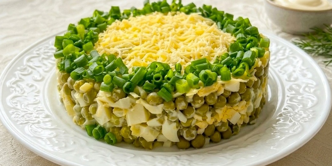 Бюджетный салат Чайка из советского меню: 4 основных ингредиента и 15 минут на всё