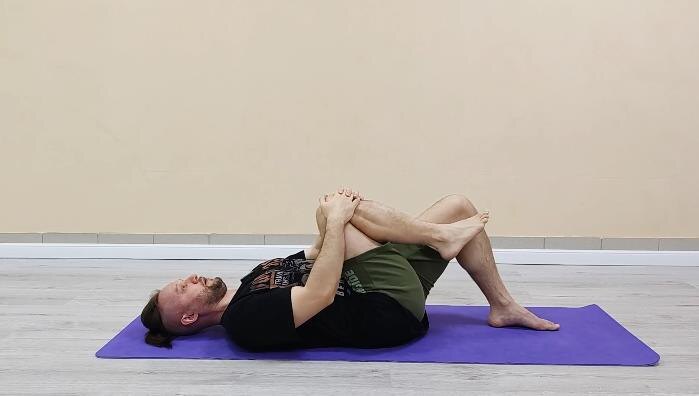    Упражнение - сгибание бедра