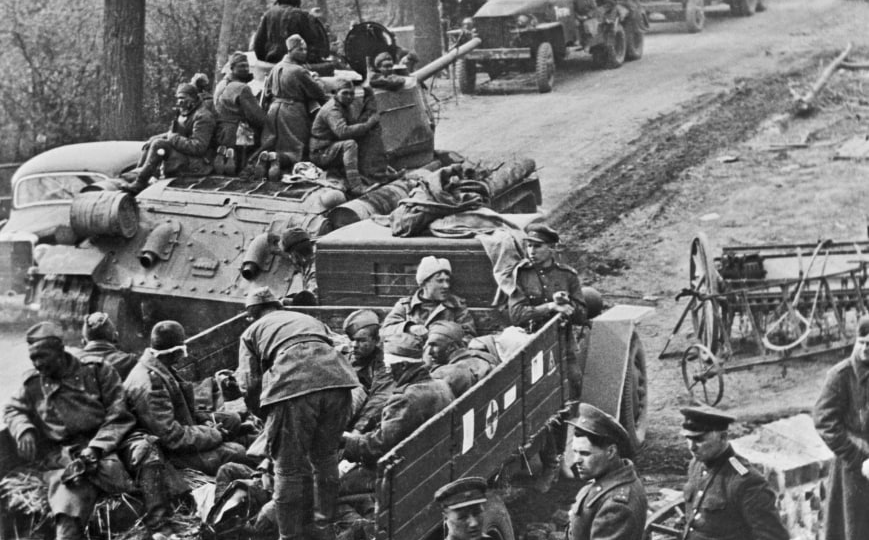 Накануне Берлинской наступательной операции: архивные кадры из Цехина