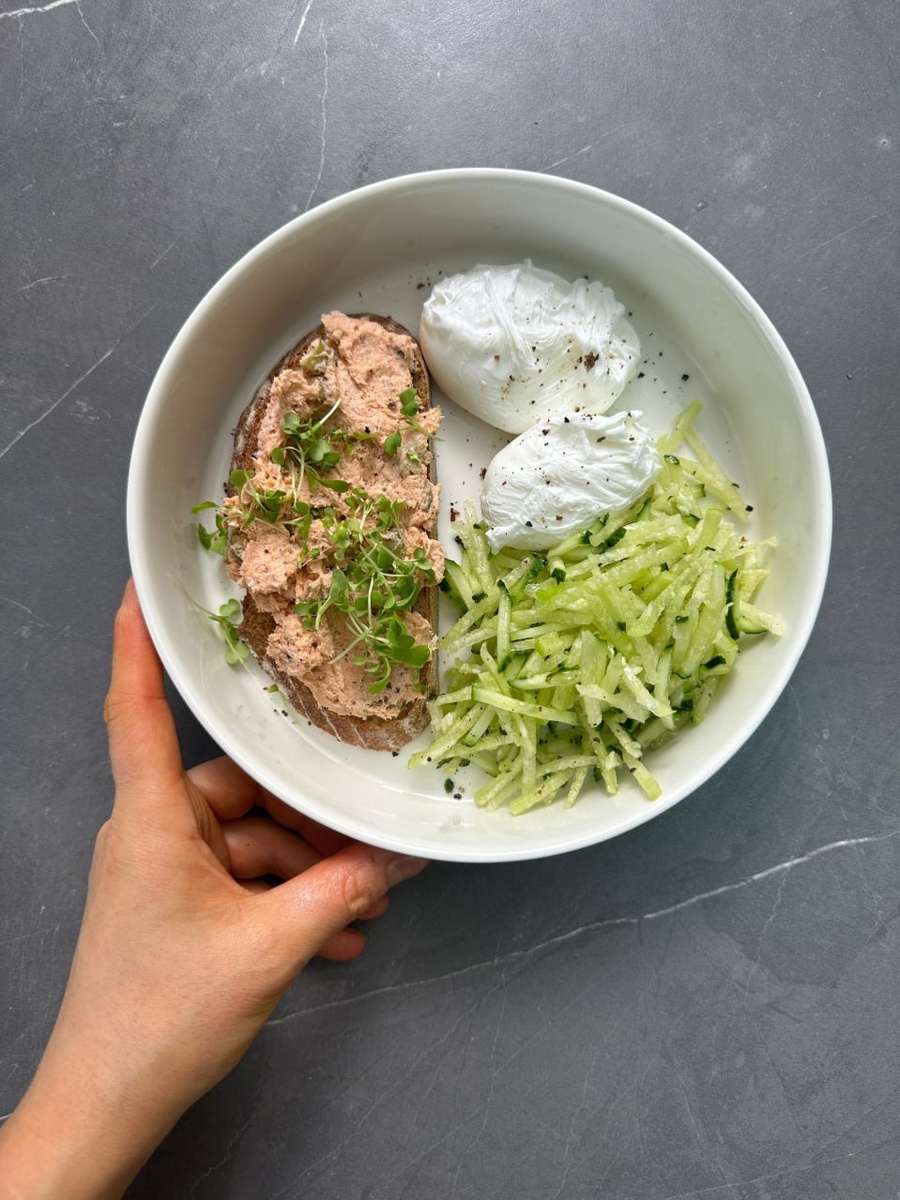 Завтрак. Брускетты с рыбным риетом