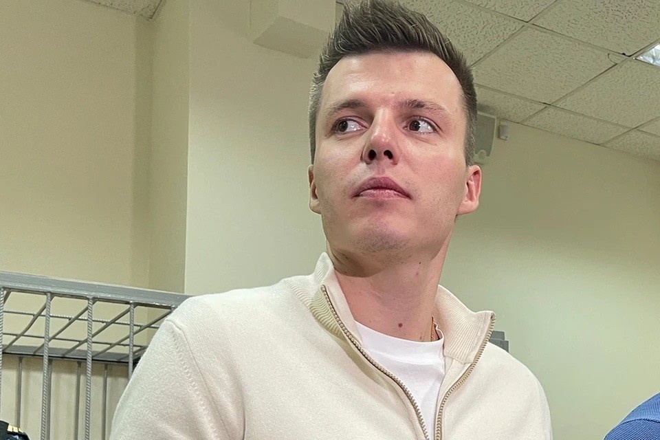    «Возможно, сегодня не вернусь домой»: Артем Чекалин рассказал о сложном разговоре с детьми перед судом Александр РОГОЗА