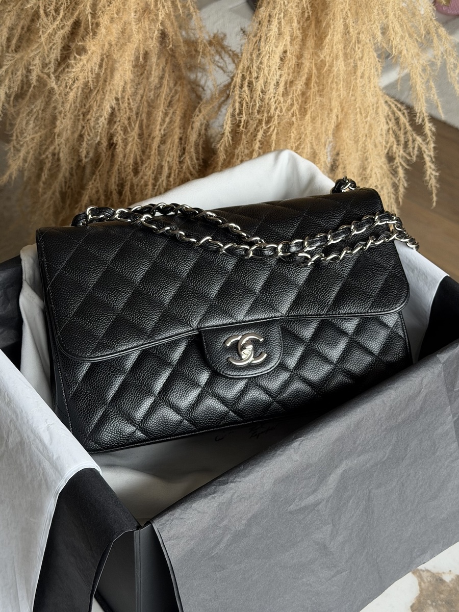 Сумка Chanel Classic Double Flap Jumbo

