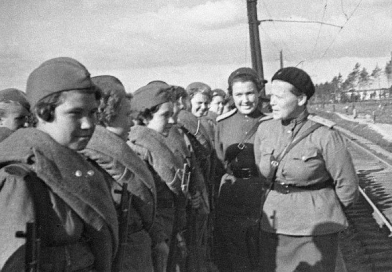 Женщин было много в войсках