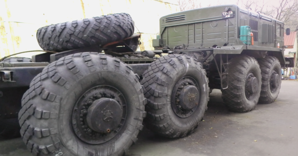 На что был способен первый четырехосный танковоз МАЗ-537, открывший целое направление минского танкового завода