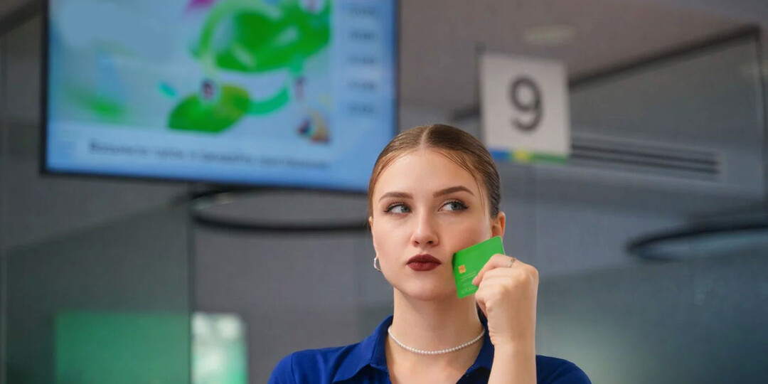 Виноваты вкладчки и просрочка? Почему ставки по кредиткам растут, хотя ключевая ставка снижается