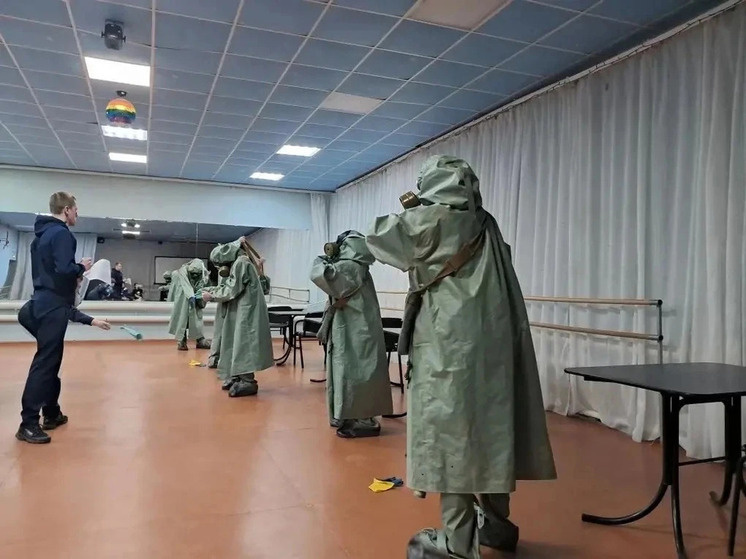     Мероприятие организовано в рамках программы гражданско-патриотического воспитания молодежи. Фото: Управление защиты населения по Новгородской области