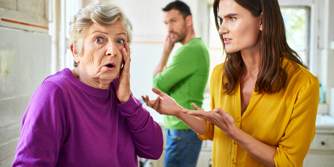 Матери на лекарства не хватает, но обменять трёшку на однушку — это она не согласна!