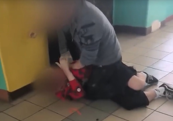    Причиной конфликта стало грубое поведение нескольких учащихся по отношению к педагогу