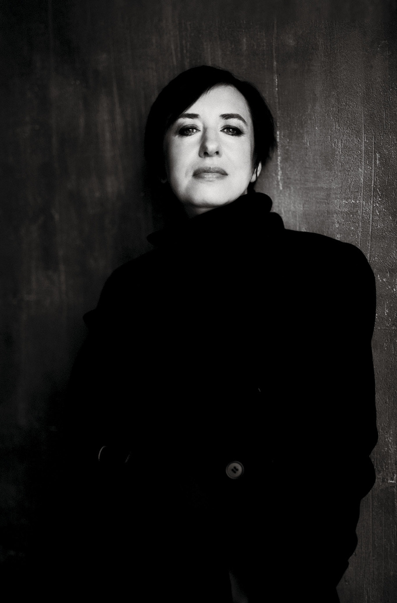    Ольга Никич — российский художник по текстилю, основатель бренда Olganikich. В 2019 году вошла в лонг-лист конкурса Le Grand Prix du Carré Hermès. Работы Ольги представлены в коллекциях Московского музея дизайна и Всероссийского музея декоративного искусстваАрхивы пресс-службы