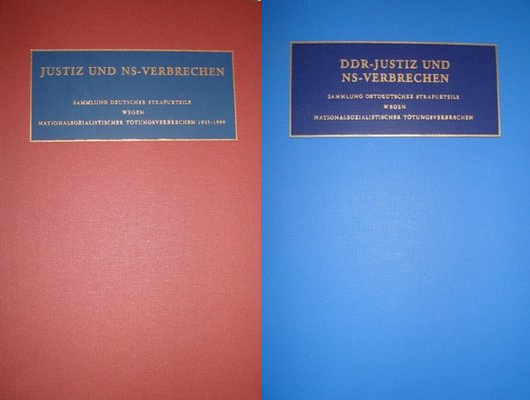 Красная обложка 49-томной серии по делам в Западной Европе и ФРГ, синяя – 14-томная серия, охватывающая дела в ГДР и советской оккупационной зоне