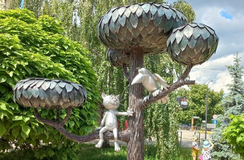Котенок с улицы Лизюкова