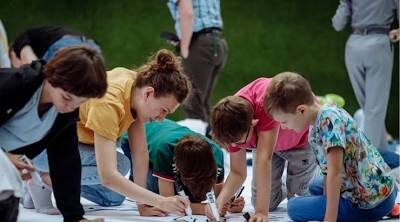 Мир вокруг меня - добр и позитивен!