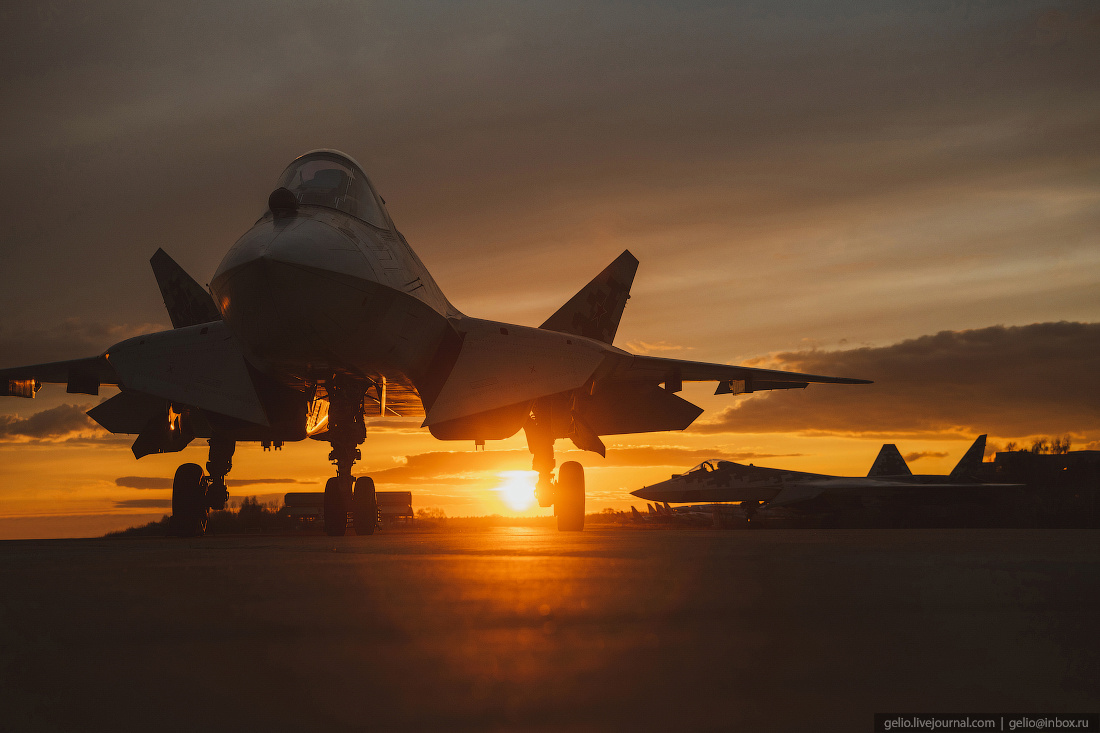 Су-57 — российский многофункциональный истребитель пятого поколения. 