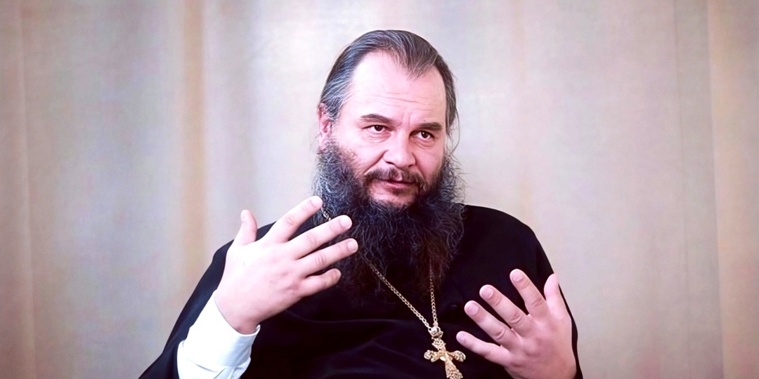 Почему богатые и успешные люди редко бывают счастливыми? Объясняет священник