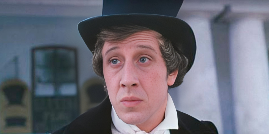 «К сожалению, в кино я не востребован»: как актёр Сергей Мигицко боролся с заиканием, почему жил в гримёрке и сколько уже дружит с Боярским