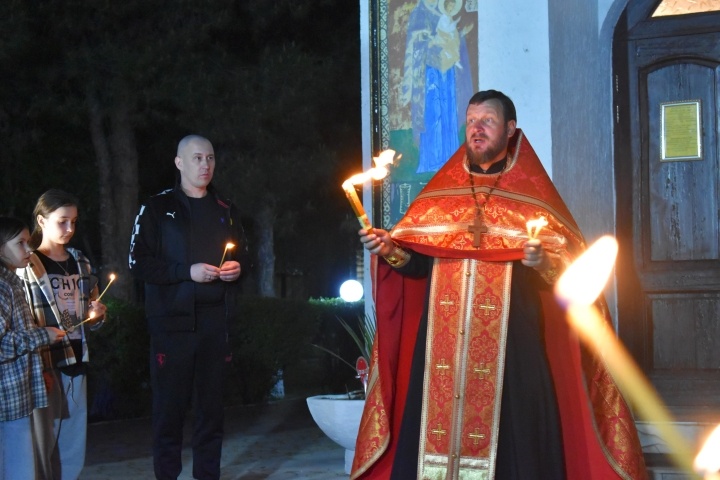    Священнослужитель базы доставит символ Воскресения Господня во все места дислокации части. Источник: пресс-служба Центрального военного округа