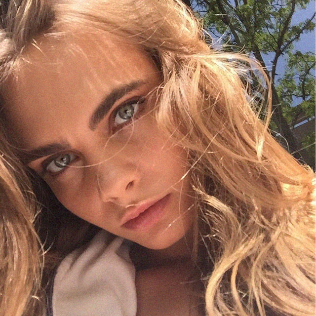    @caradelevingne