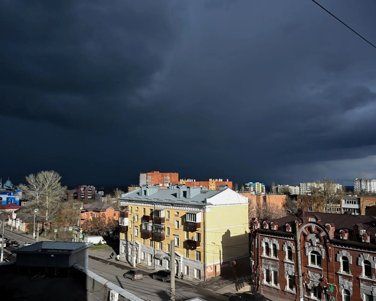     В Курске вечером 13 апреля прошел град