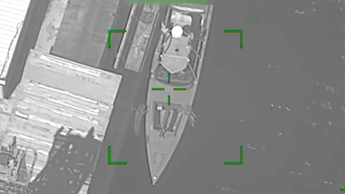 Удары США по катерам и военной технике Ирана