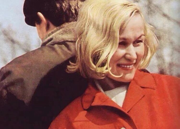 "Когда ты кричишь, я хочу тебя еще сильнее": самая главная и самая печальная правда о Майе Булгаковой