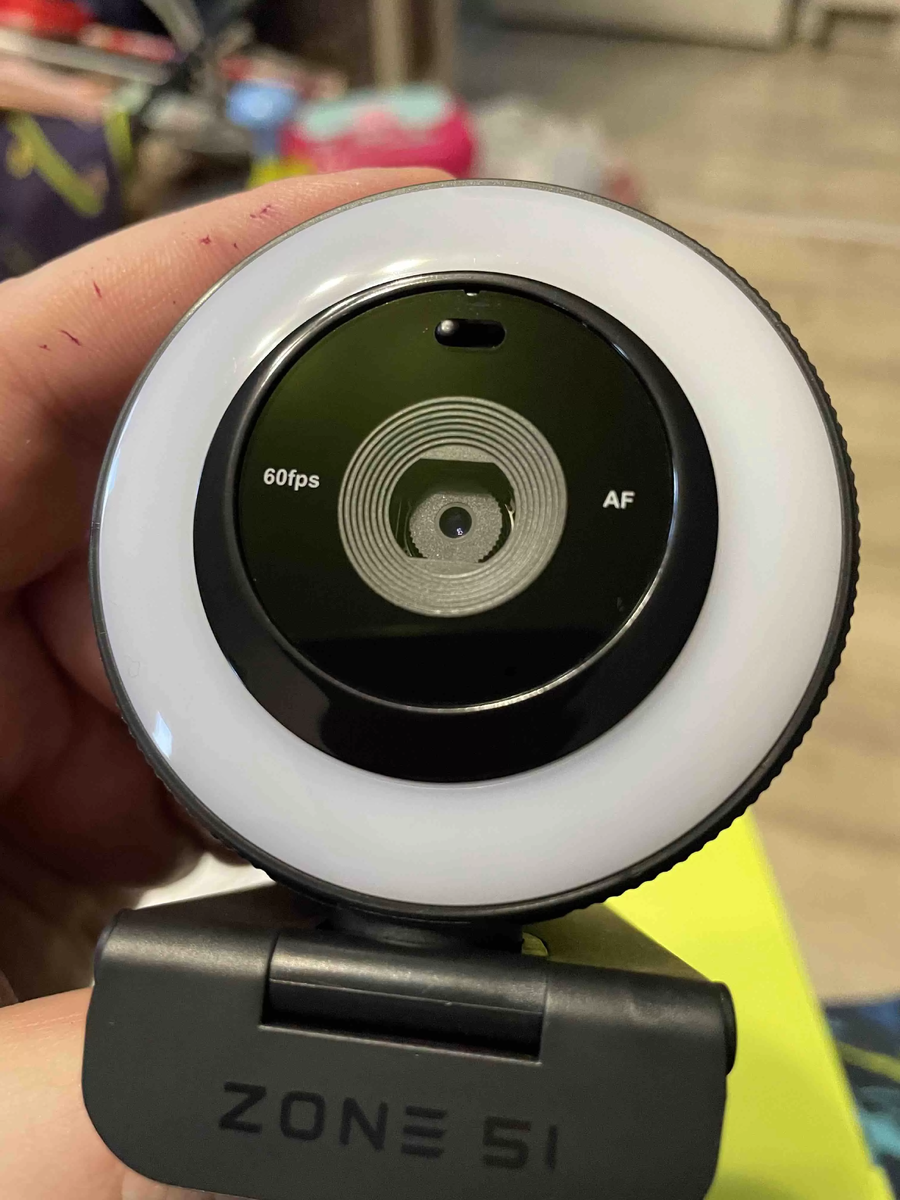 Ссылка на камеру https://market.yandex.ru/cc/9Cg7mH?erid=5jtCeReNx12oajxV28Awcoz