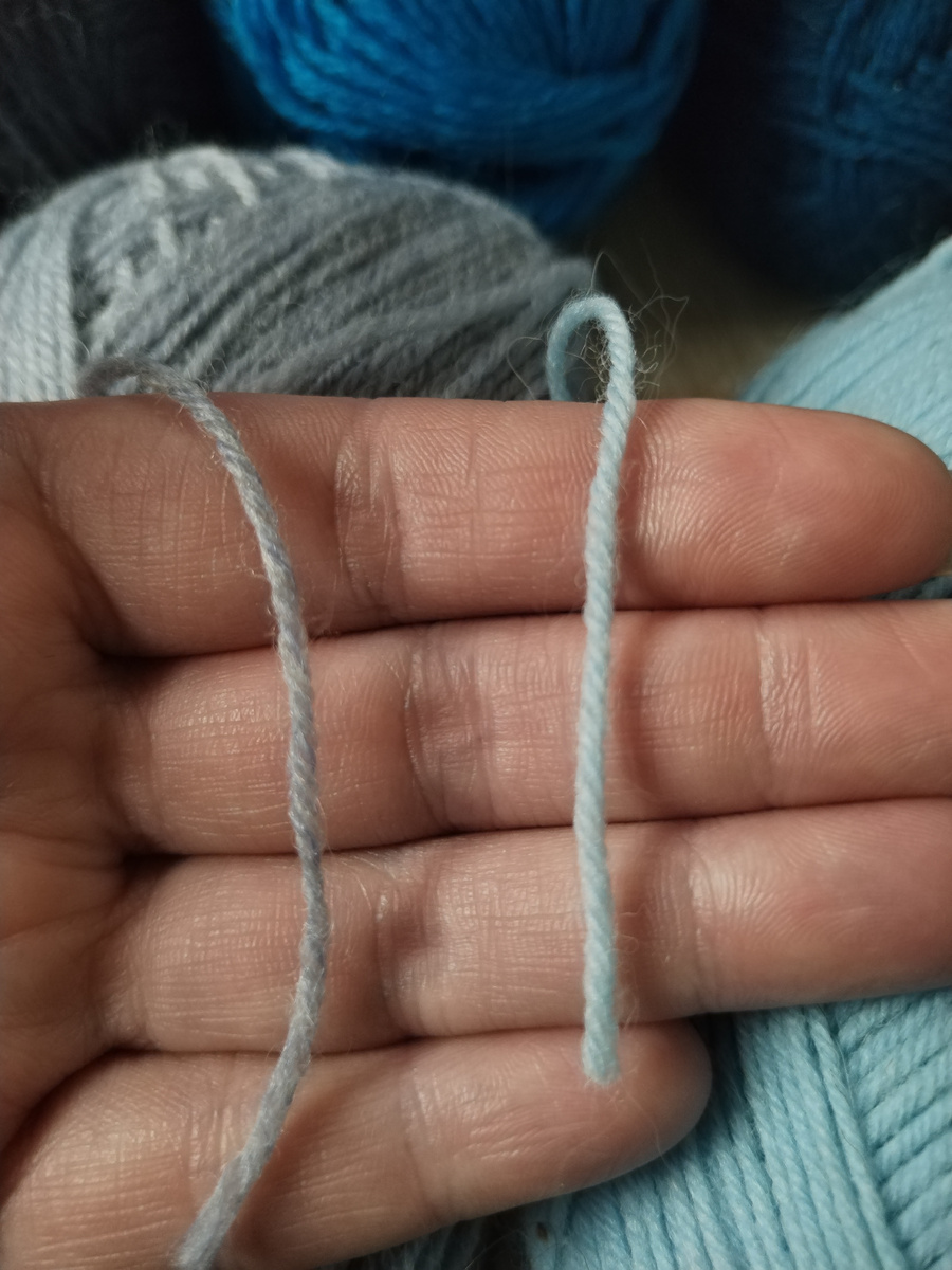 Голубая ниточка от Ализе, серая - Ярнарт