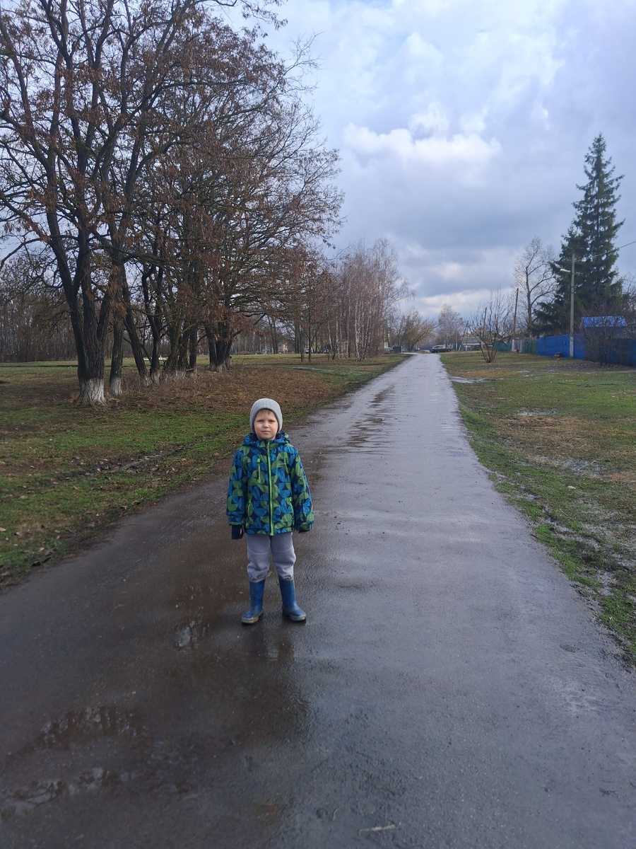 Фото автора в деревне