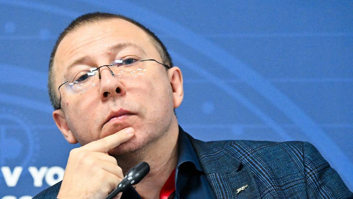    Доктор политических наук Сергей Володенков на сессии «Социальная архитектура 4.0: человек и общество в эпоху технологий» V Конгресса молодых ученых / Фото: Илья Питалев / РИА Новости