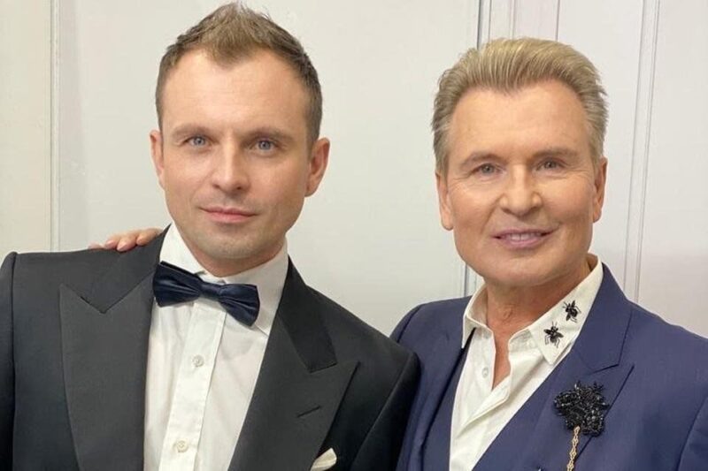    Никита Малинин рос без участия родного отца.