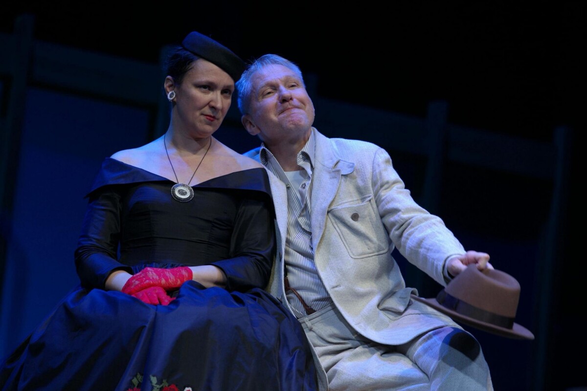 Спектакль "Старомодная комедия" в Москве 28 апреля 2026 года.