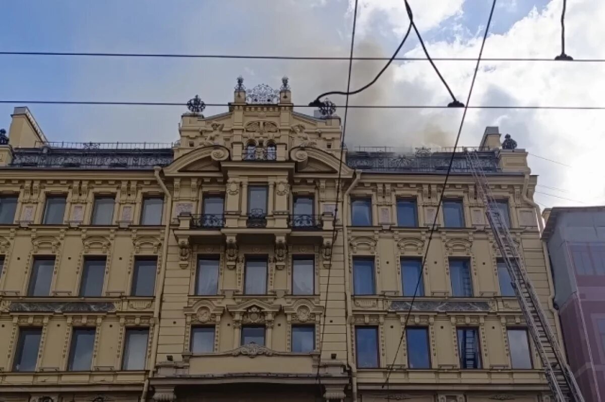    УК с исками на миллиард.