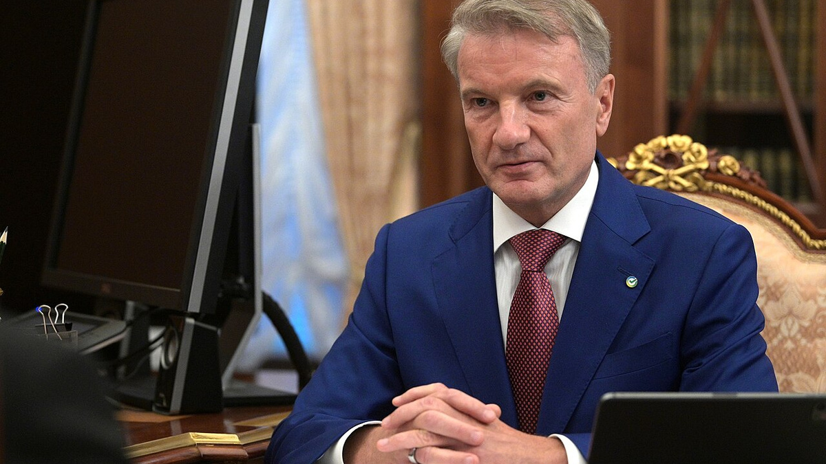 Не пользуешься — плати: Сбербанк удивил новой ежемесячной комиссией