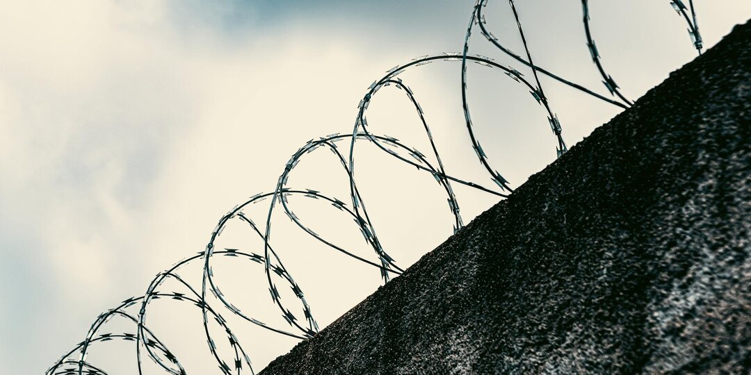 Петербуржец получил 5 лет колонии за наезд на полицейского в 2024 году