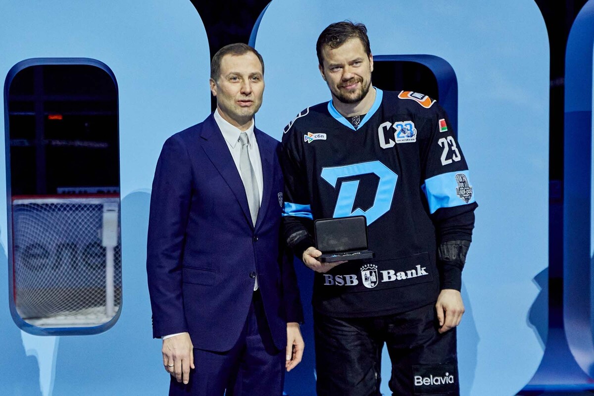  Президент КХЛ Алексей Морозов и Андрей Стась. Фото: Святослав Зоркий, Times.by