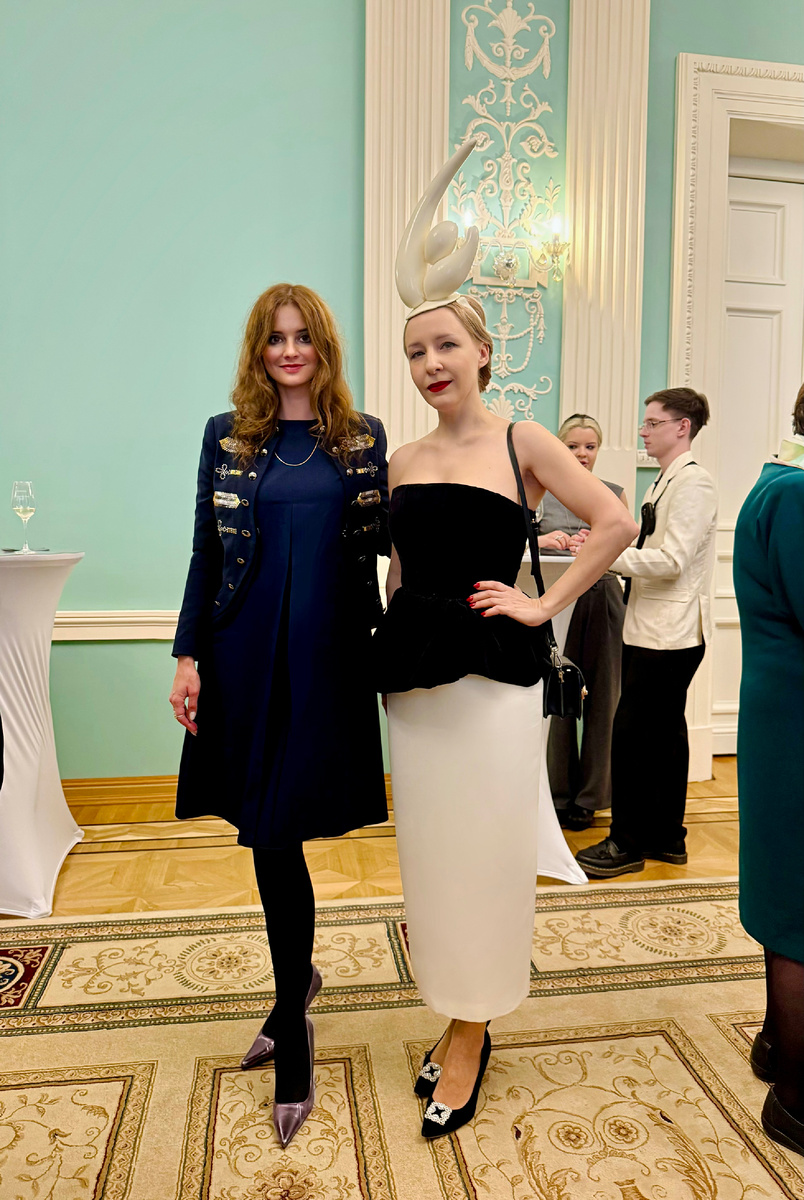 Я и художник Саша Фролова