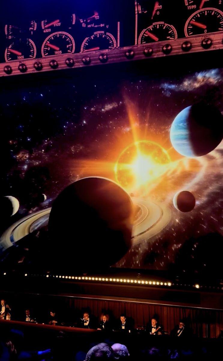 Фрагмент гала-концерта «Геликону» - 36! И это - космос!» 