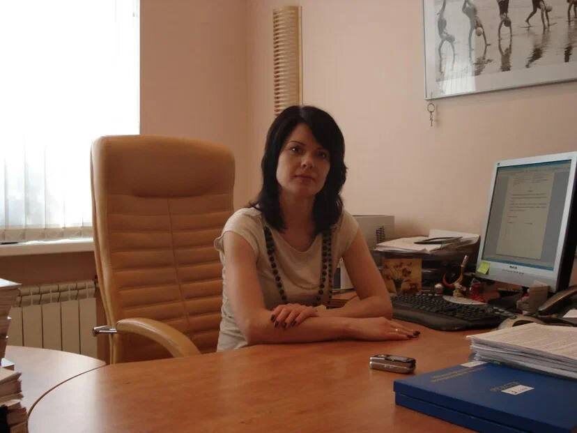 когда-то я была просто помощником нотариуса, пока не ушла в декрет и не начала своё творческое дело...