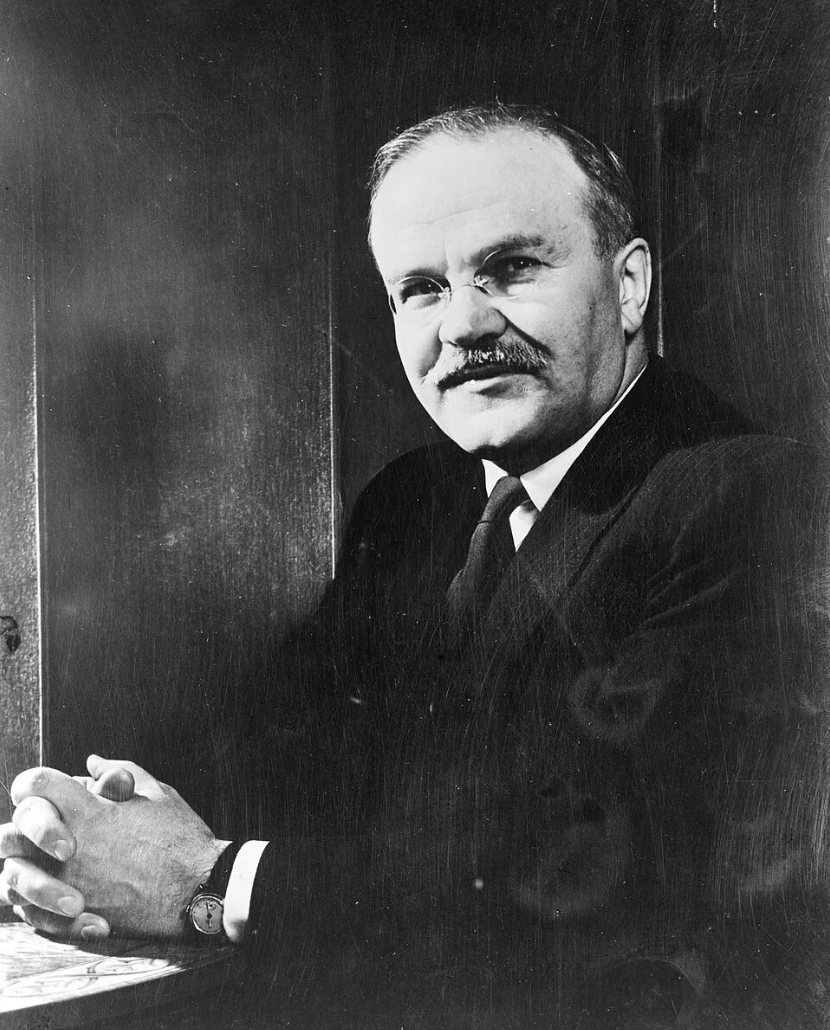 Молотов В.М.