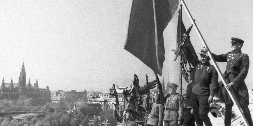 #нинаизкрыма_история