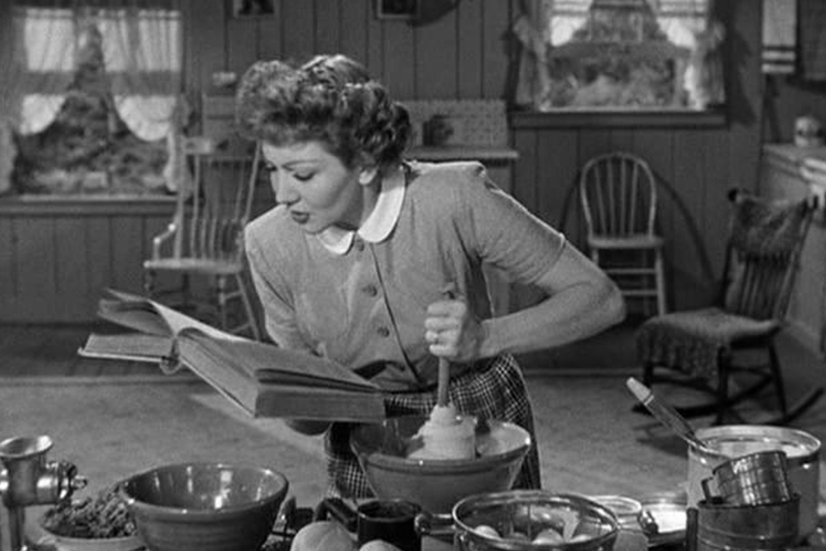 [Кадр из фильма «Яйцо и я»]