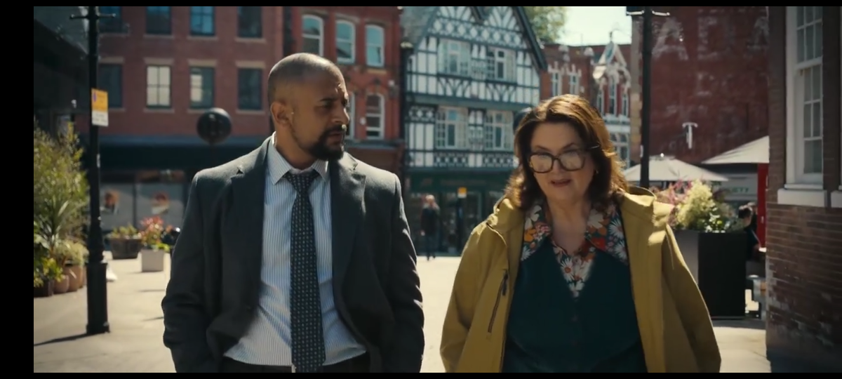 Кадр из сериала.