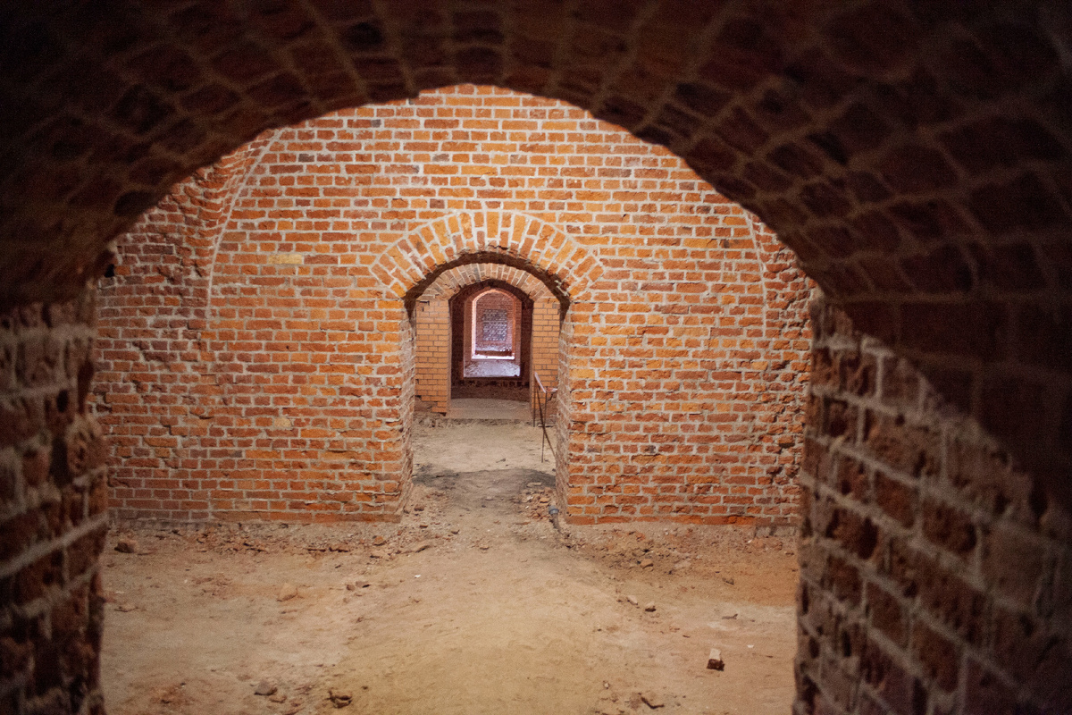 Помещения похожи и можно только догадаться об их назначении