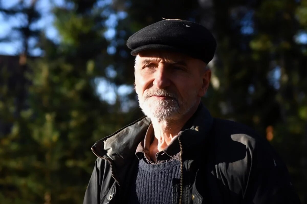    Рок-музыкант и актер Петр Мамонов.