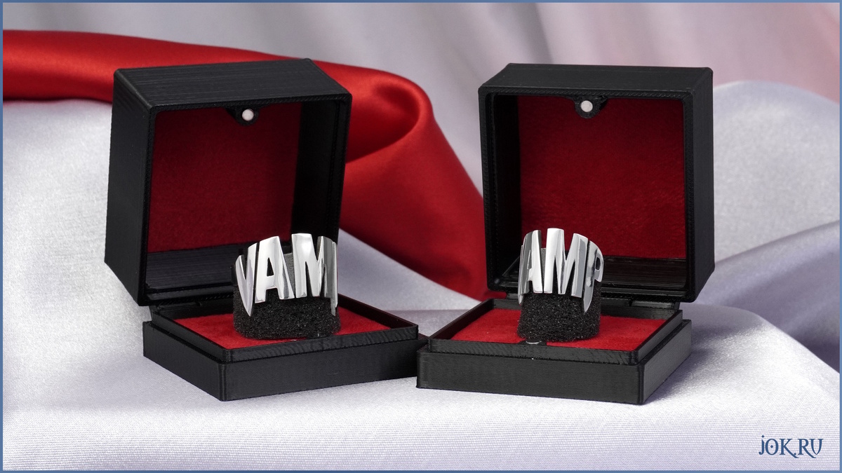 Парные готические кольца «Вамп» (Vamp) ручной работы с вампирской символикой — идеальный выбор для необычной свадьбы или стильного образа. Купите эксклюзивные украшения в магазине Joker‑Studio: высокое качество, уникальный дизайн.