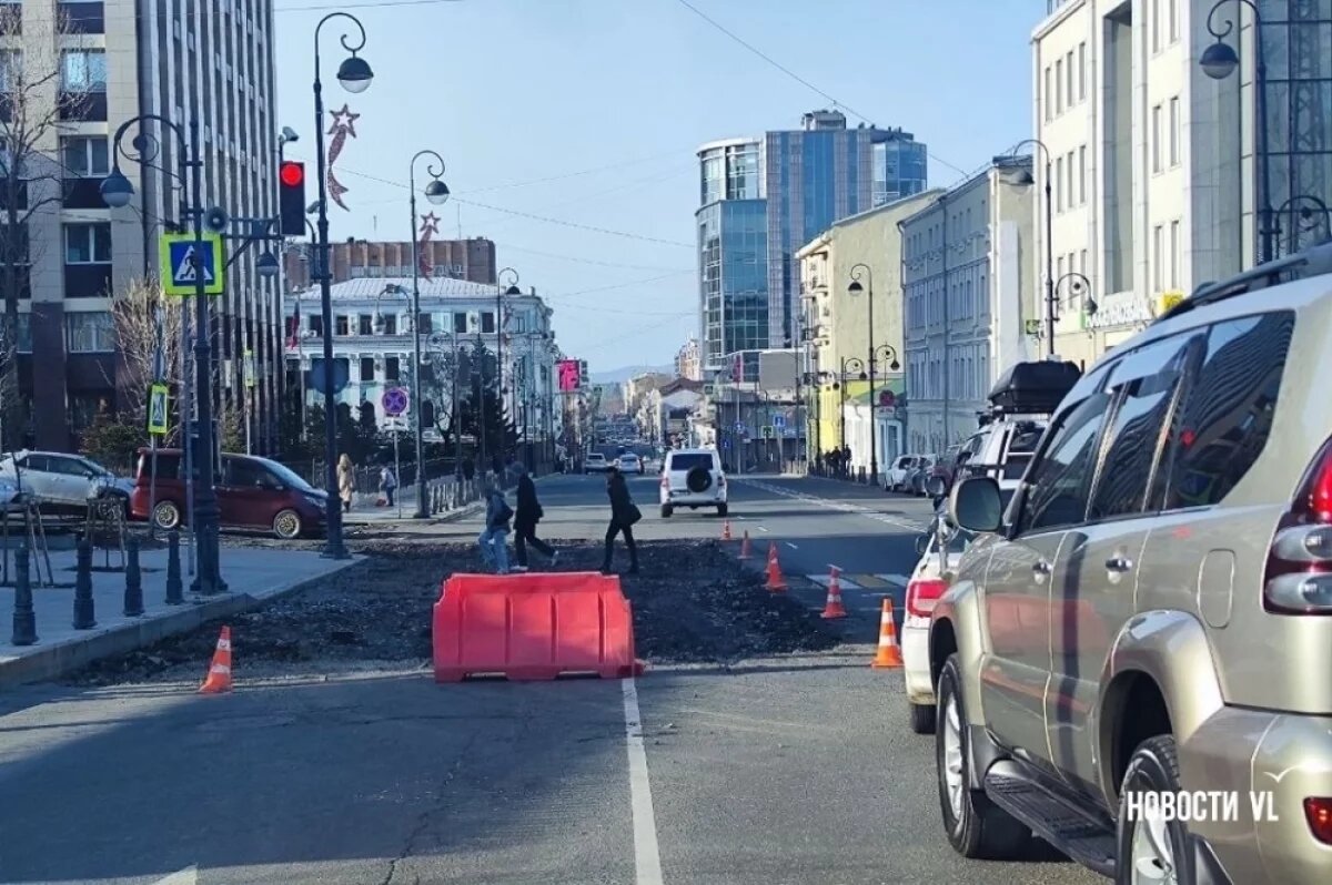   Во Владивостоке из‑за перекрытия дороги на Алеутской образовалась пробка