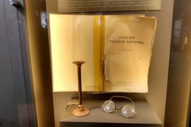    В зале можно увидеть важнейшие труды Святого Луки. Фото: АиФ/ Наталия ТИХОМИРОВА